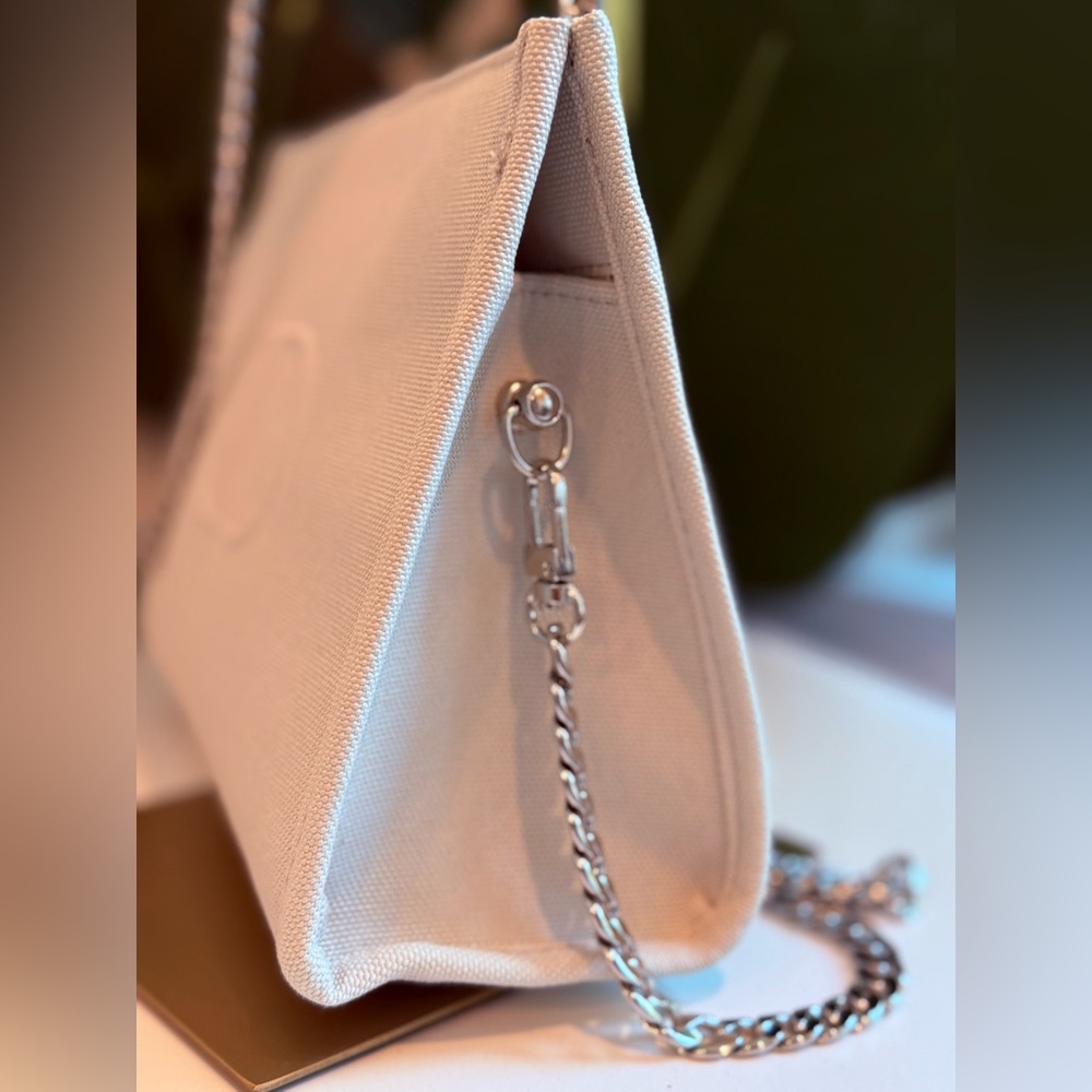 Dior - Picture 3 of 5